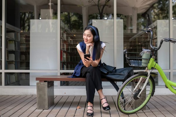 Quelle est la meilleure approche pour réduire les émissions de CO2 des industries lourdes ?